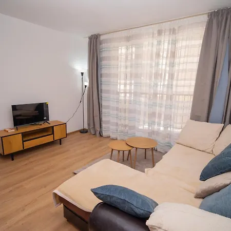 Spacious 2bd - Walk To Center&free Parking By Flat Mаnager Бургас