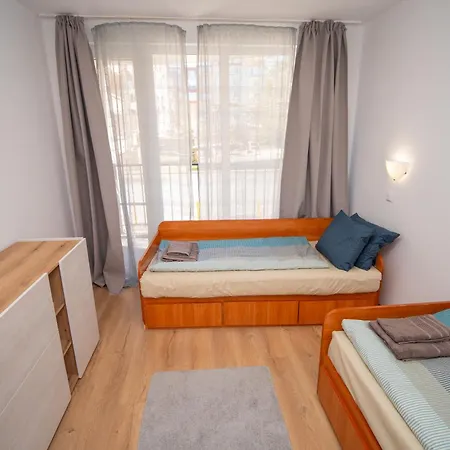 Spacious 2bd - Walk To Center&free Parking By Flat Mаnager *