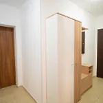 Spacious 2bd - Walk To Center And Free Parking By Flat Mаnager 아파트 부르가스