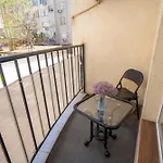아파트 Spacious 2bd - Walk To Center And Free Parking By Flat Mаnager 부르가스