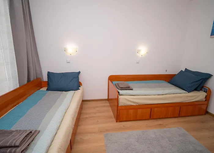 Spacious 2bd - Walk To Center And Free Parking By Flat Mаnager Apartmán